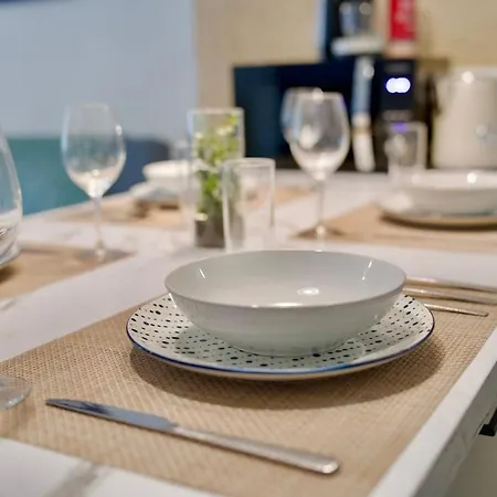 Le Palmier, A Cozy Haven In Petite Rome Apartman