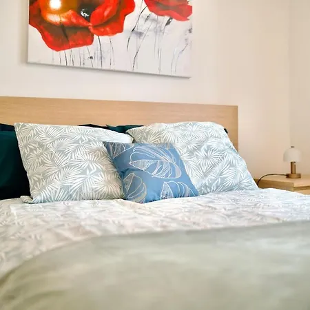 Le Palmier, A Cozy Haven In Petite Rome Apartmán